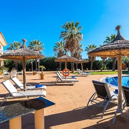 Schoenes Mit Pool Fuer 8 Personen Sa Pobla